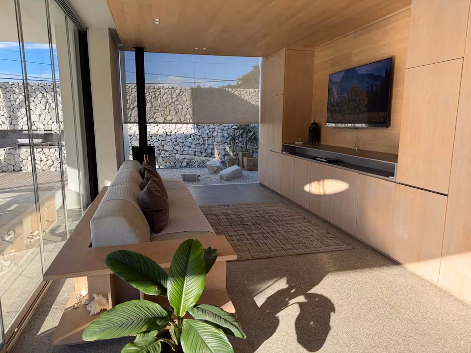 The Pool House photo 2