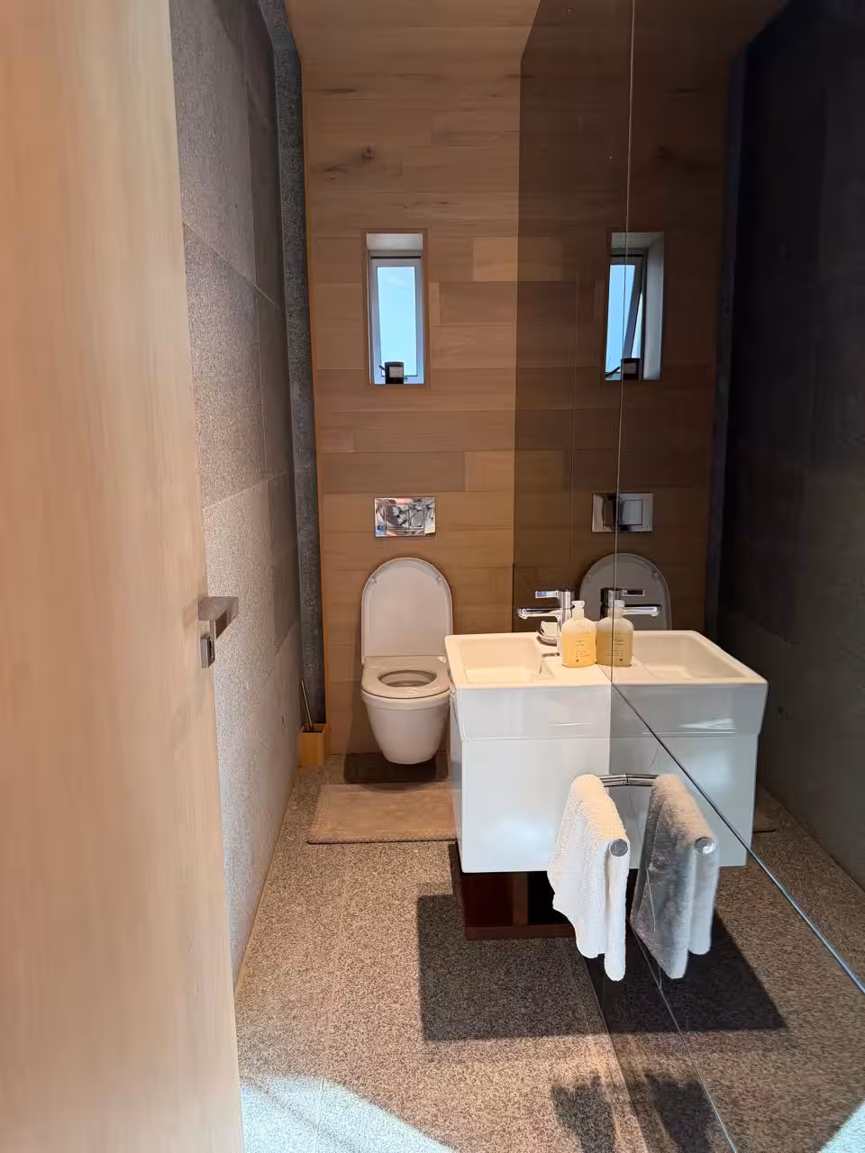 The Pool House photo 3